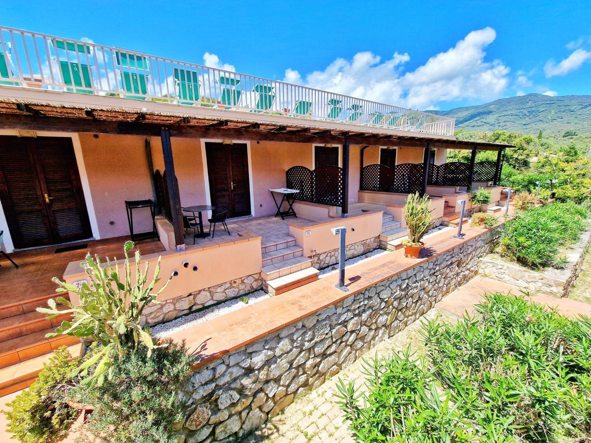 Aparthotel Al Barcoco à Marina di Campo Extérieur photo