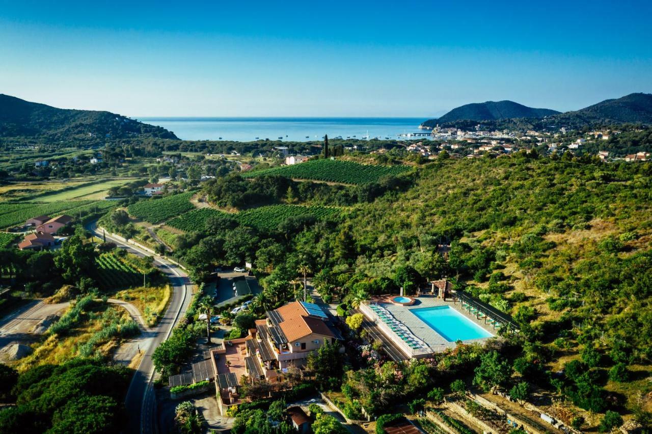 Aparthotel Al Barcoco à Marina di Campo Extérieur photo